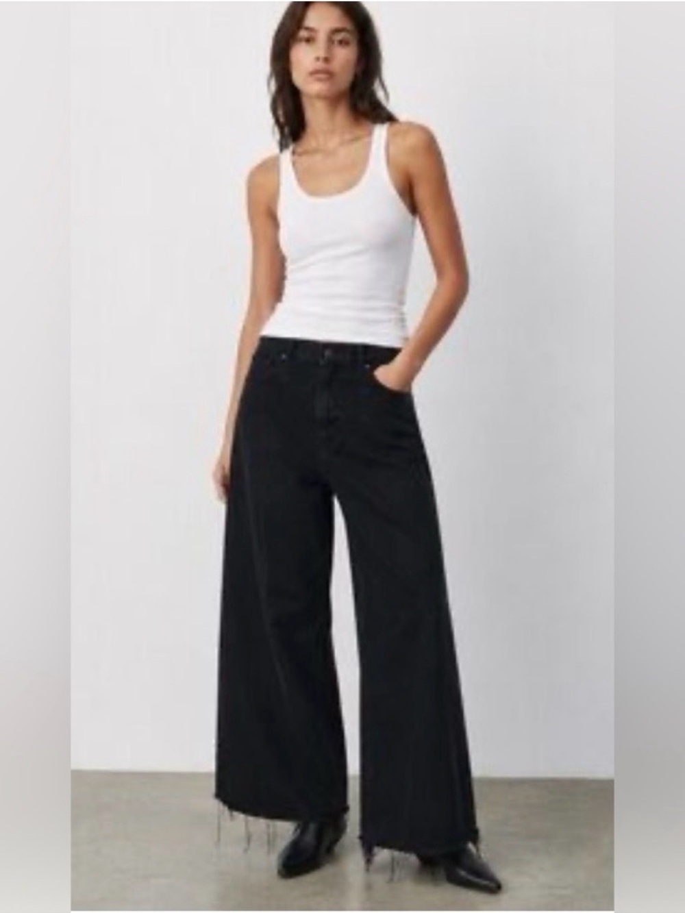 Zara Black Wide-Leg Jeans - ⚡️LIKE NEW⚡️
